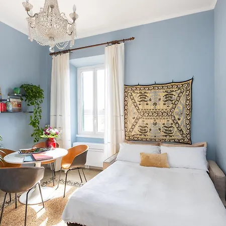Cherry Suites- Timeless & Terrace Lägenhet