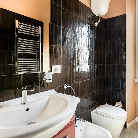 Cherry Suites- Timeless & Terrace Rom