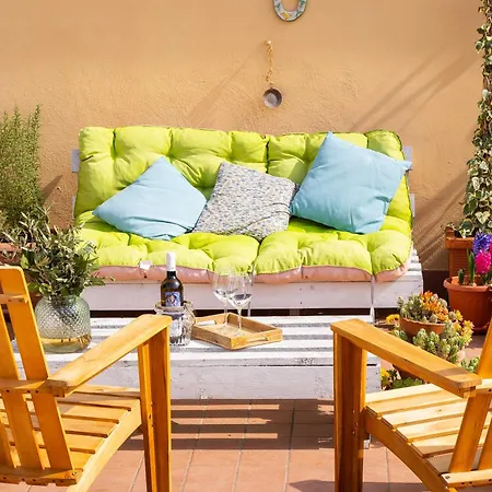 Cherry Suites- Timeless & Terrace * Rom